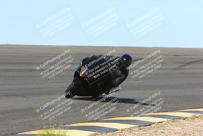 media/Mar-21-2022-Moto Forza (Mon) [[4127b7cc51]]/B Group/Session 2/Bowl/